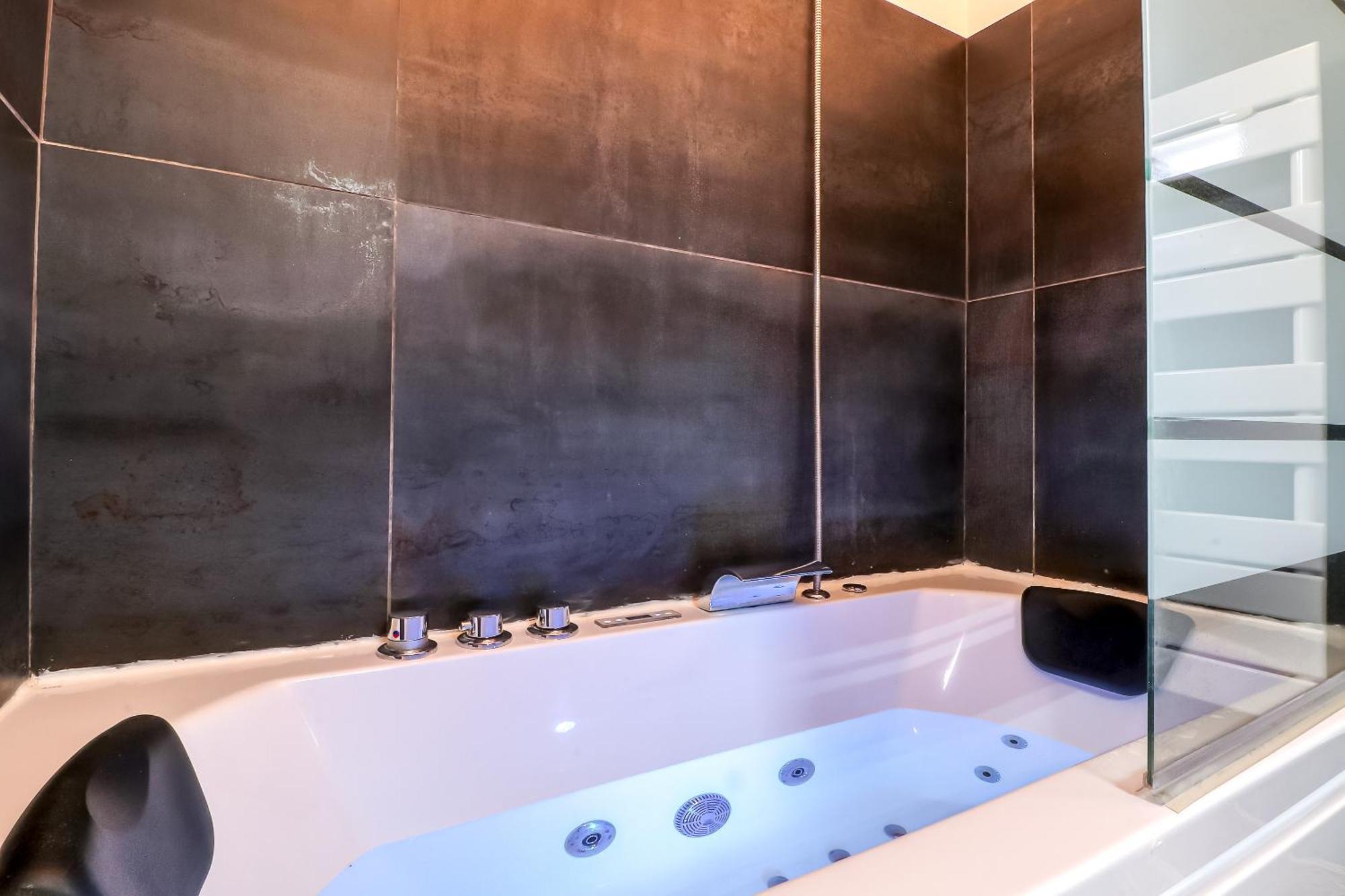 Le Vintage, Appart,Hotel Particulier, Centre Nimes Maisoncarreeconciergerie Экстерьер фото