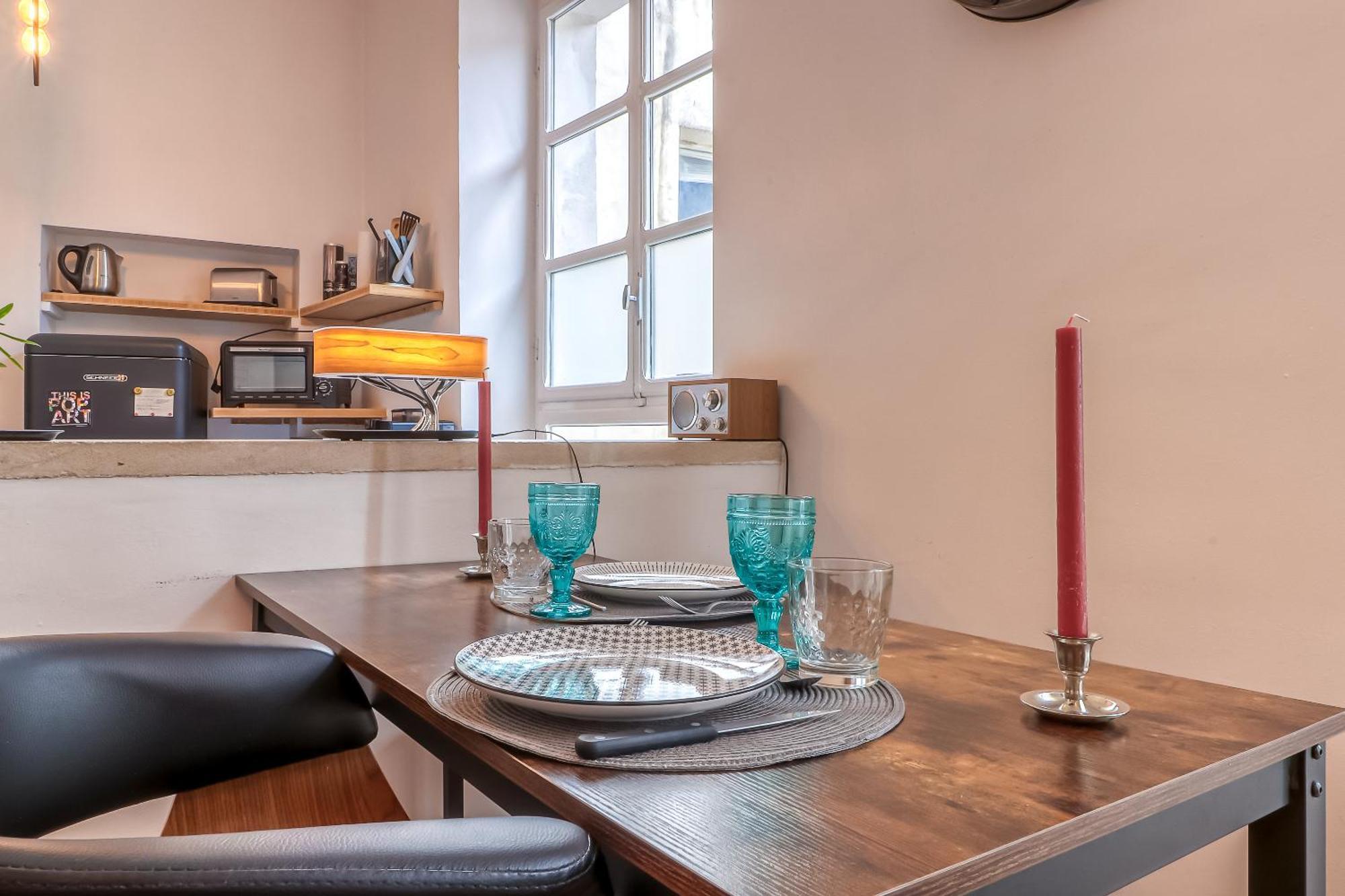 Le Vintage, Appart,Hotel Particulier, Centre Nimes Maisoncarreeconciergerie Экстерьер фото